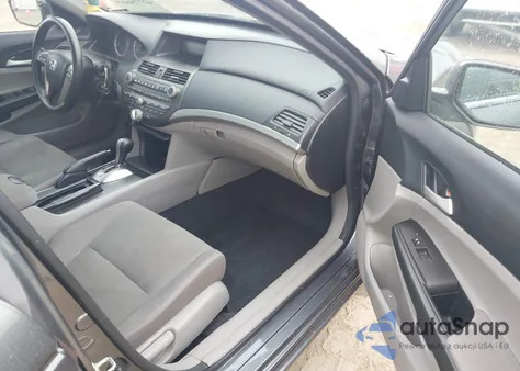 2012 Honda Accord 2.4 Lx z USA, uszkodzony, nr VIN 1HGCP2F32CA181334